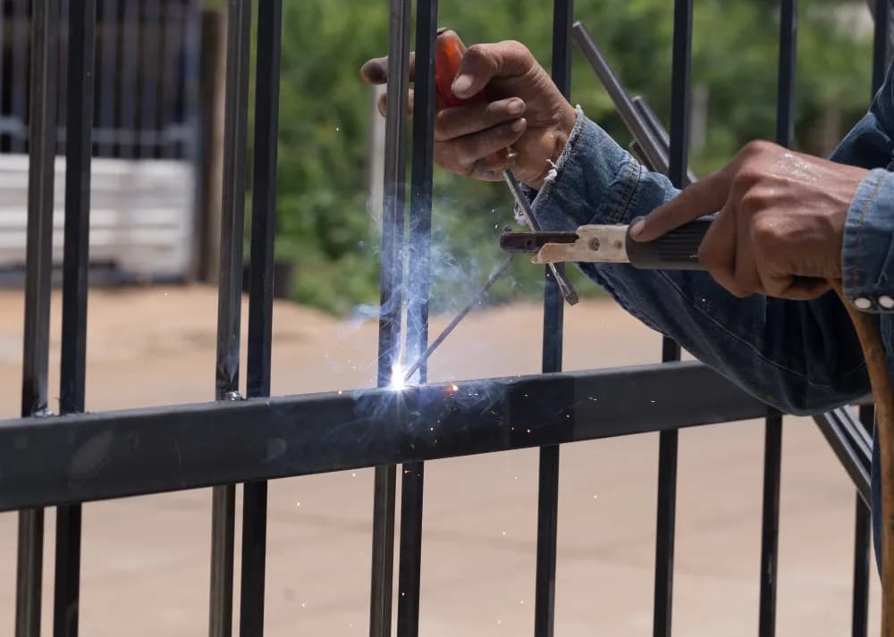 Fencing & Outdoor Projects – Houston Fence Services